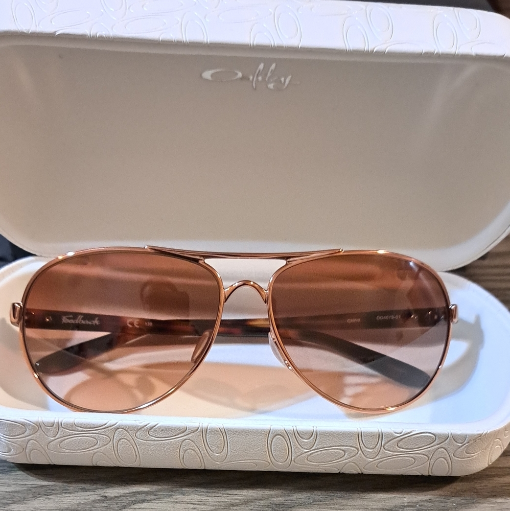Rose gold Oakley Feedback Sunglasses